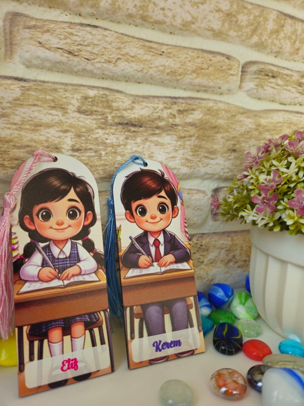 İsme Özel Kız Erkek Baskılı Püsküllü Kitap Ayracı (Model 2)… İsme Özel Kız Erkek Baskılı Püsküllü Kitap Ayracı (Model 2)…